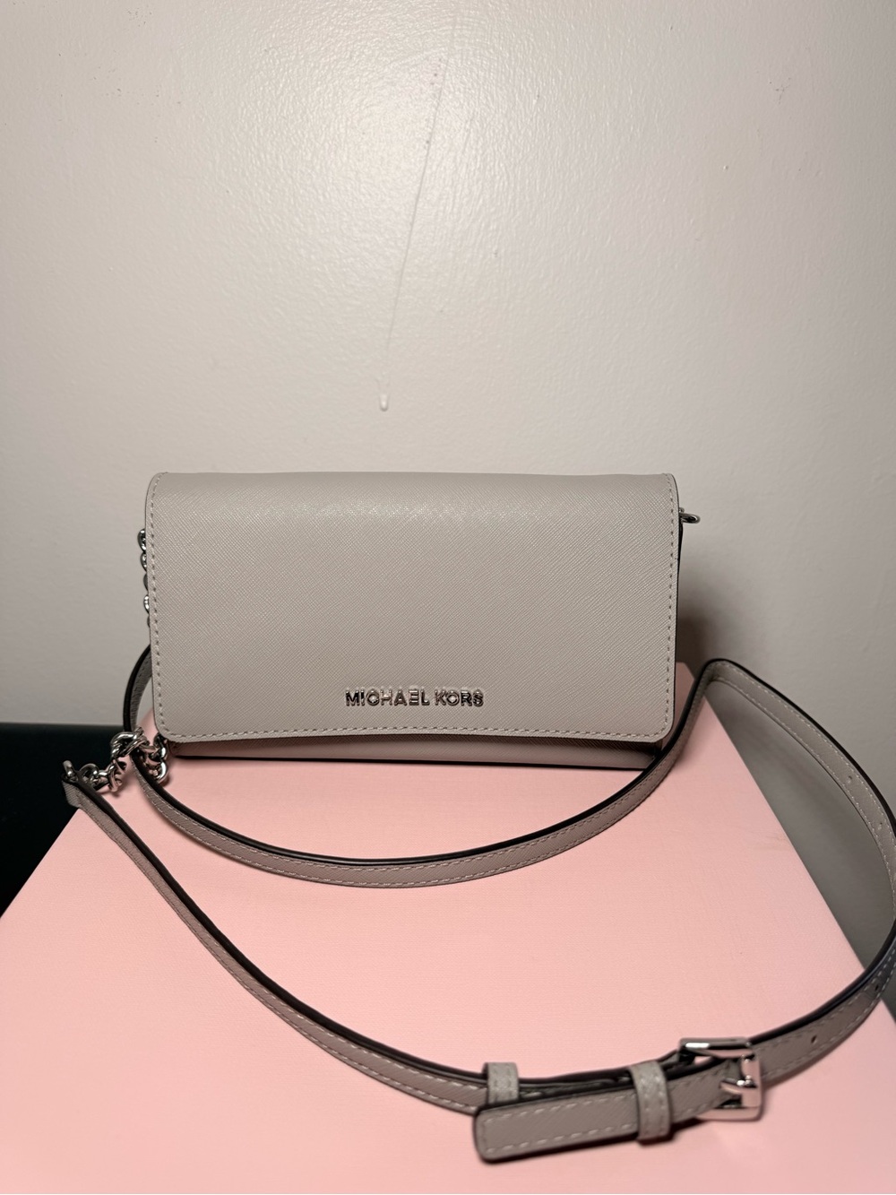 Michael Kors Light Gray Crossbody Bag | Saffiano Leather | Chain Strap